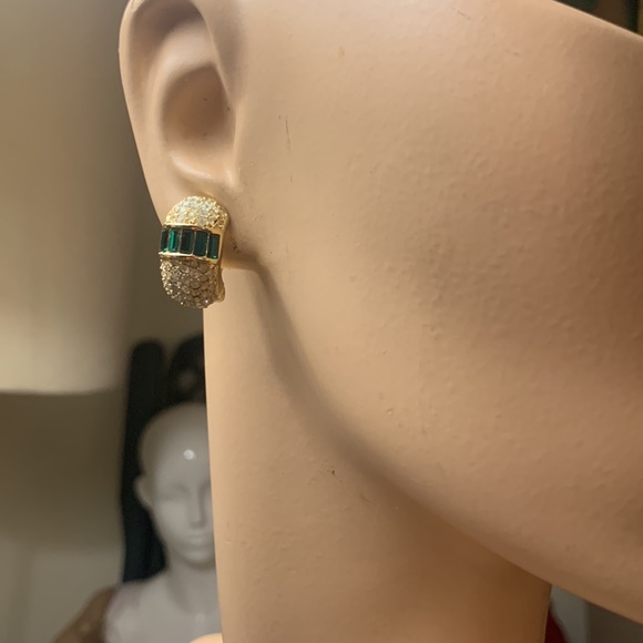 CHRISTIAN DIOR EMERALD AND PAVÉ DIAMOND EARRINGS CLIP ONS VINTAGE 80’s - Picture 5 of 12
